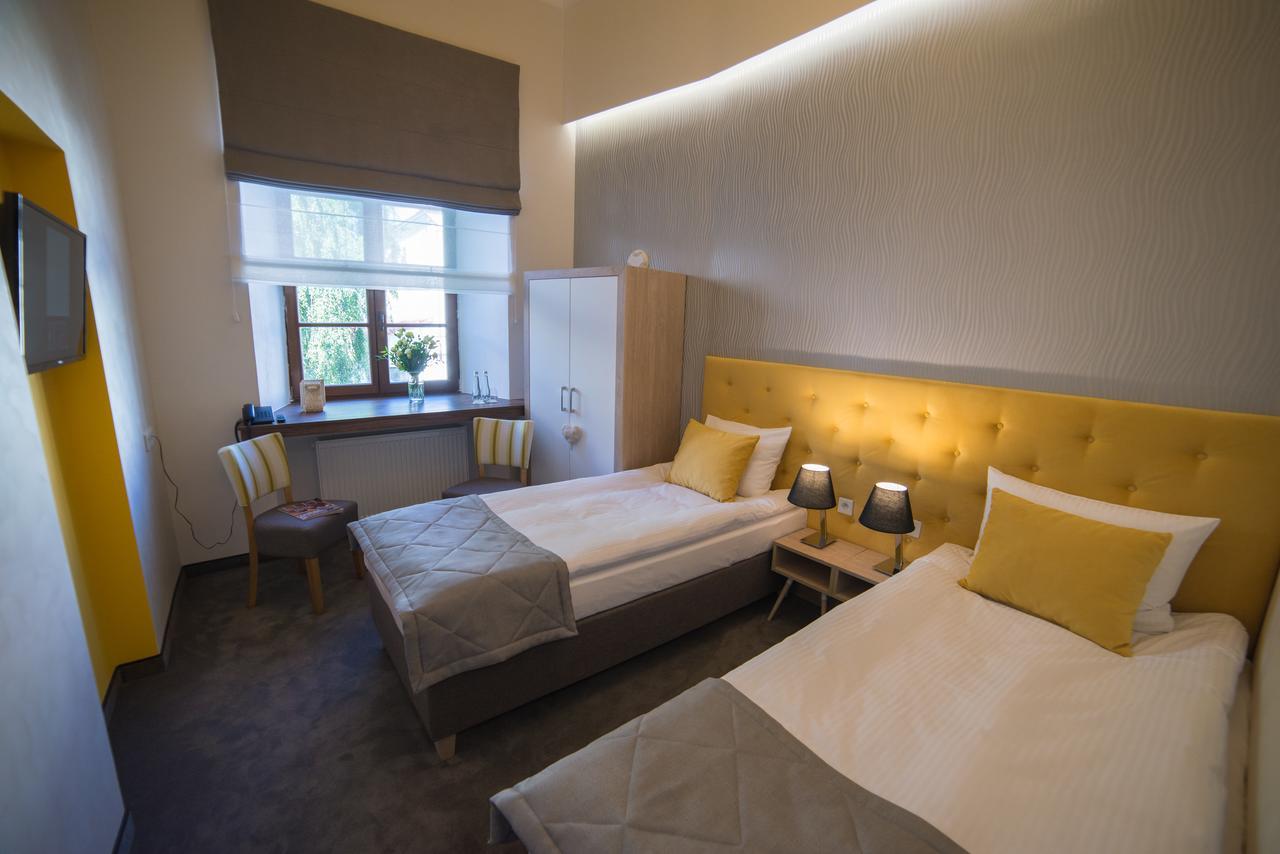 Hotel Arte Zamość Екстериор снимка