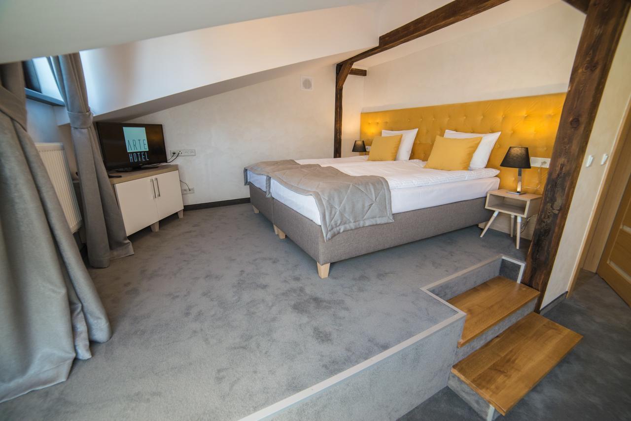 Hotel Arte Zamość Екстериор снимка