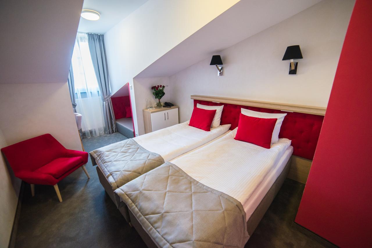 Hotel Arte Zamość Екстериор снимка
