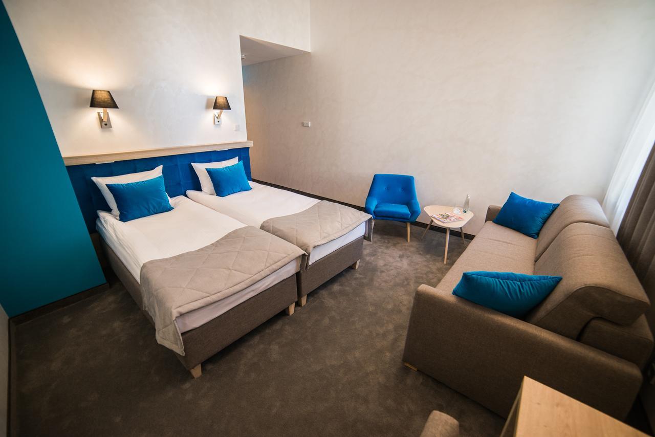 Hotel Arte Zamość Екстериор снимка