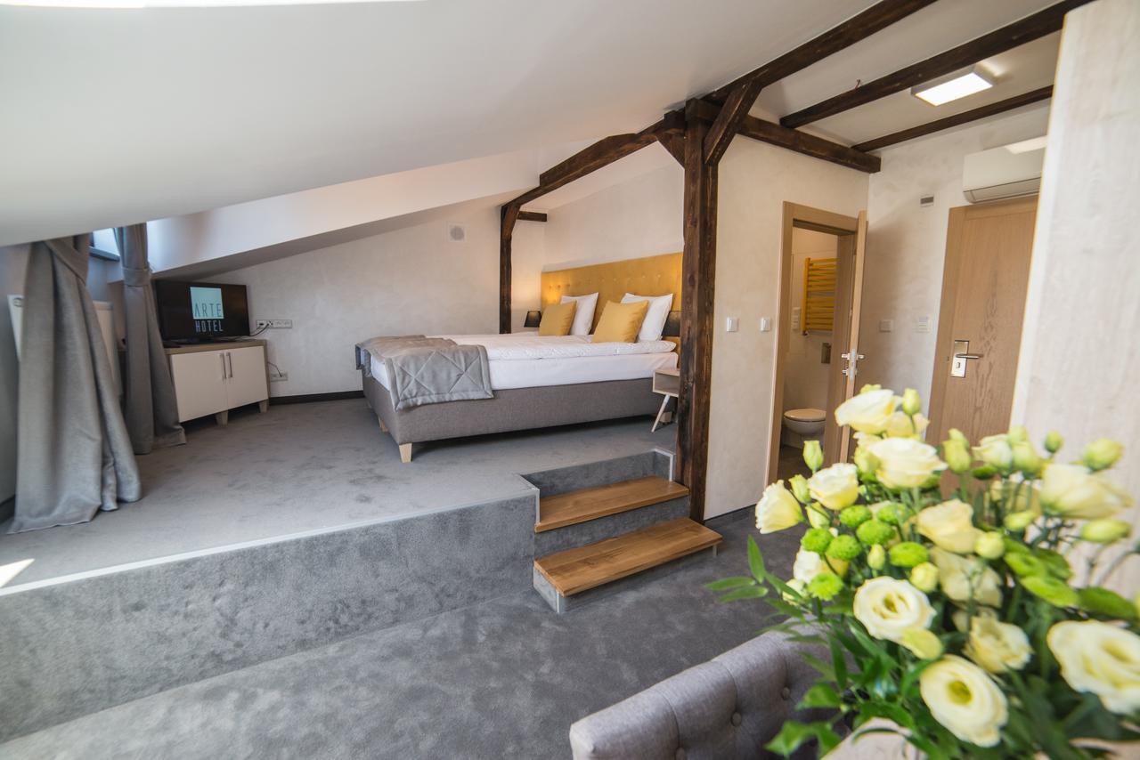 Hotel Arte Zamość Екстериор снимка