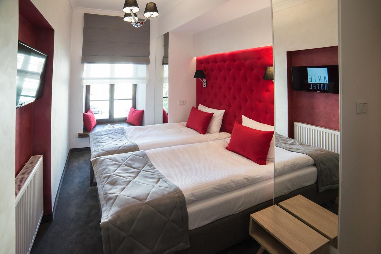 Hotel Arte Zamość Екстериор снимка