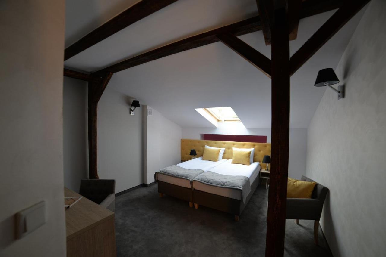 Hotel Arte Zamość Екстериор снимка