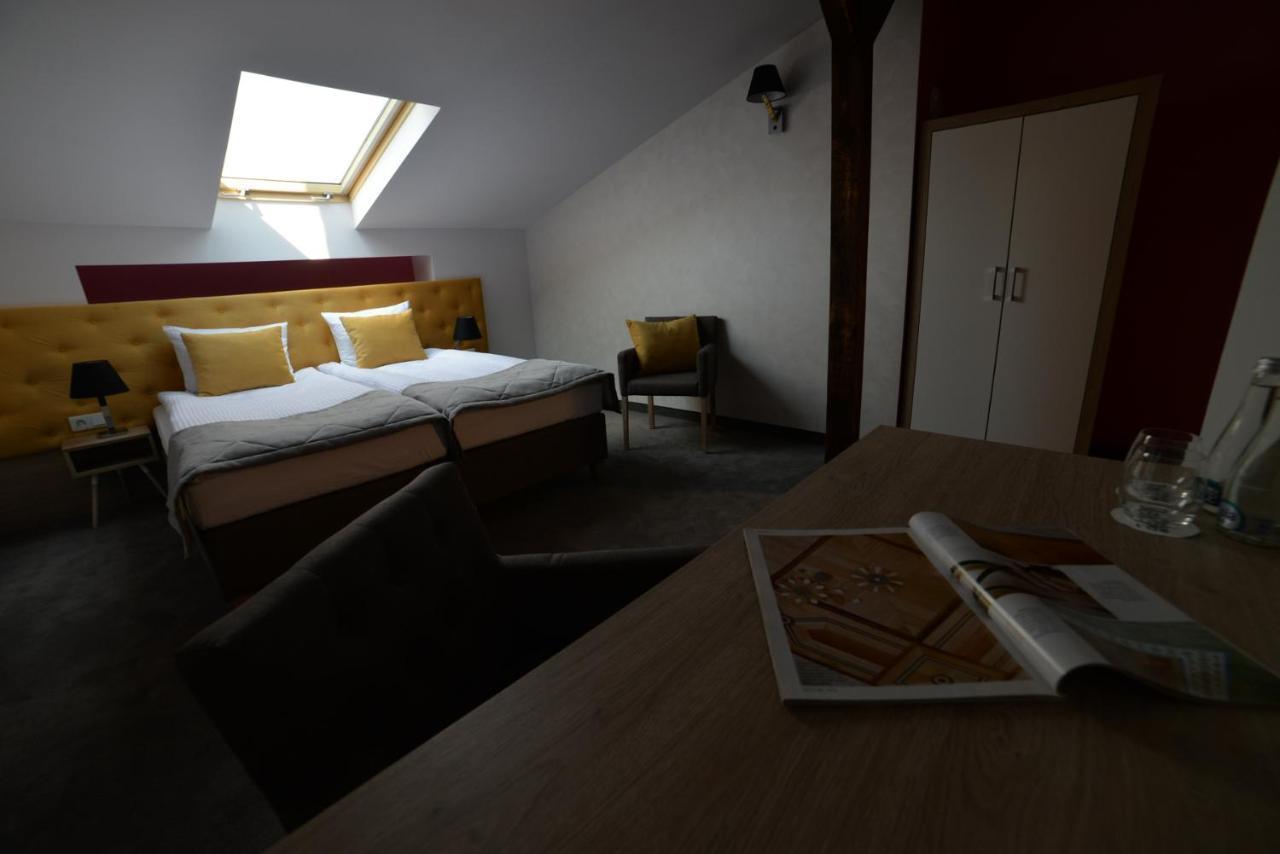 Hotel Arte Zamość Екстериор снимка